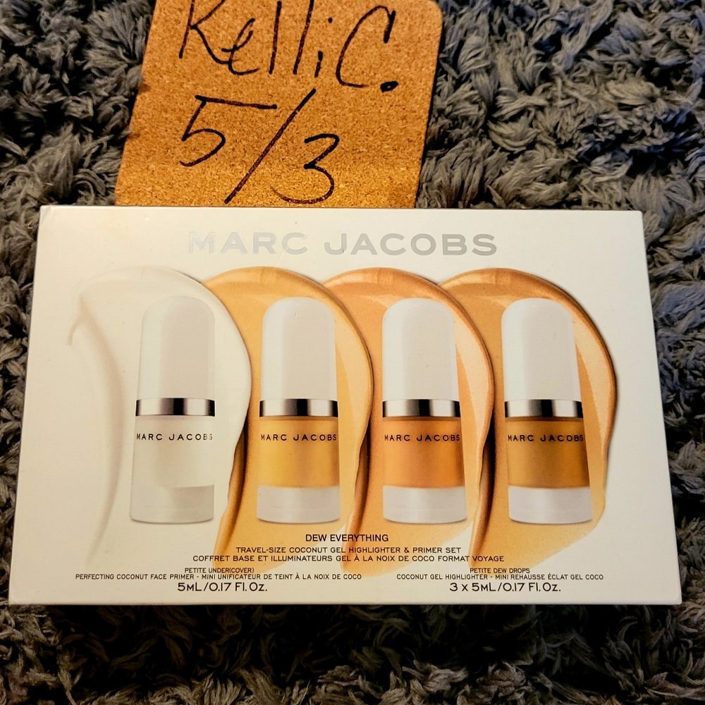 Marc Jacob's dew everything set
